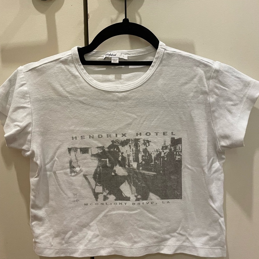 Subdued crop Tee-Shirt